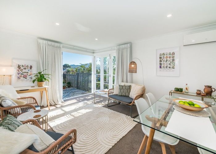  at 118 Seaview Road, Paraparaumu Beach, Kapiti Coast, Wellington