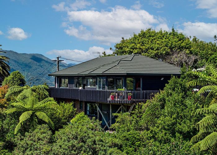  at 19 Palm Grove, Belmont, Lower Hutt