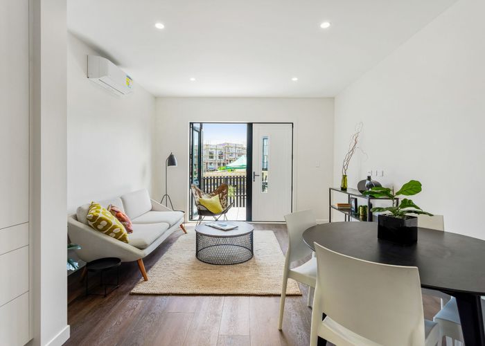  at Manuka/125c Murphys Road, Flat Bush, Manukau City, Auckland