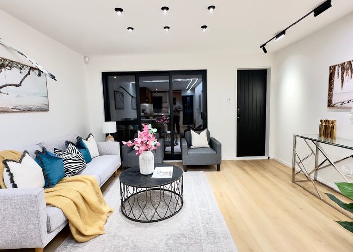  at Lot 2, 8 Seymour Avenue, Papatoetoe, Manukau City, Auckland