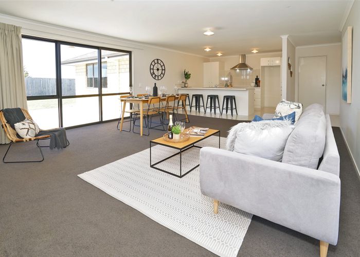  at 28 Kawariki Drive, Baverstock, Hamilton