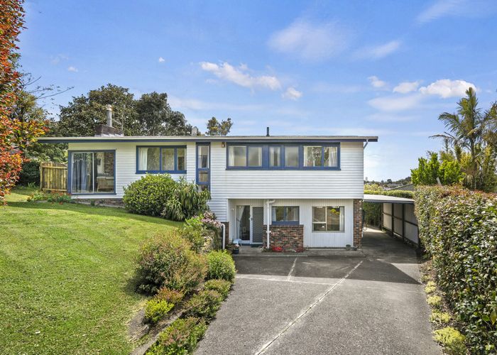  at 9 Forrest Hill Road, Milford, Auckland