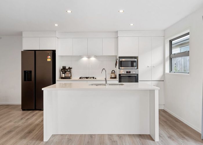  at 15 Moemoea Avenue, Kumeu, Rodney, Auckland