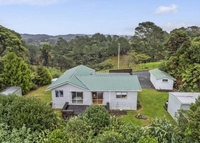  at 124 Mcentee Road, Waitakere, Auckland