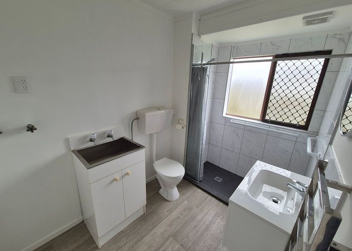  at 1/773 Beach Road, Browns Bay, North Shore City, Auckland