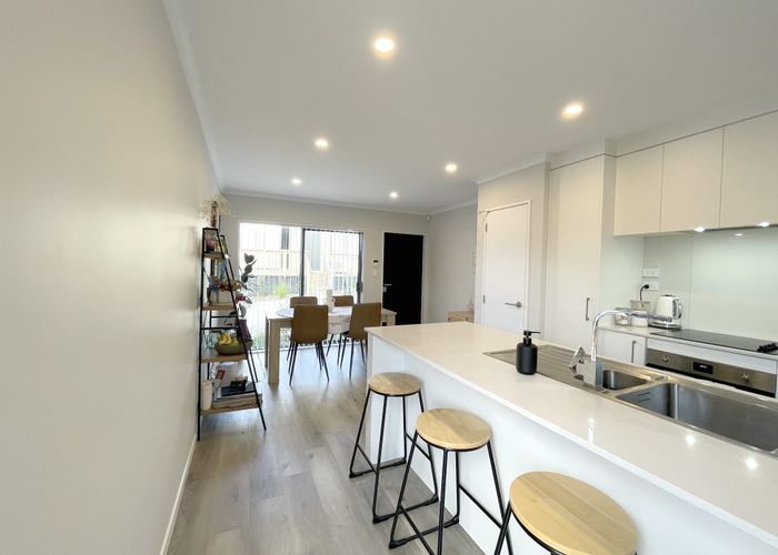  at 7/26 Pah Road, Papatoetoe, Auckland
