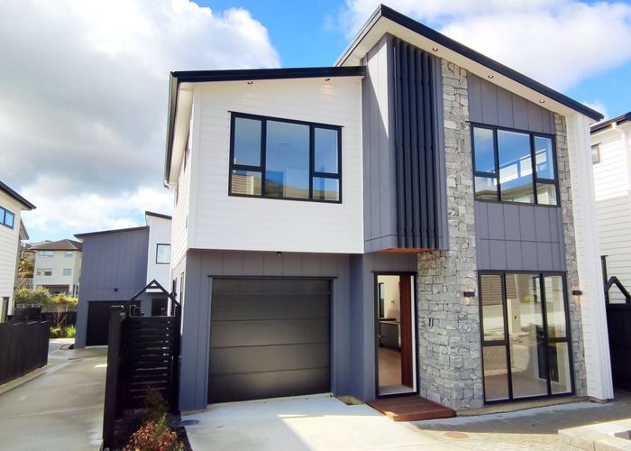  at 2B & 2E Allegro Way, Albany, North Shore City, Auckland