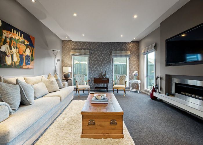  at 16 Mataroa Crescent, Flagstaff, Hamilton