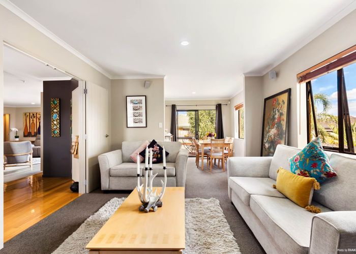  at 10 Phoenicia Court, The Gardens, Auckland