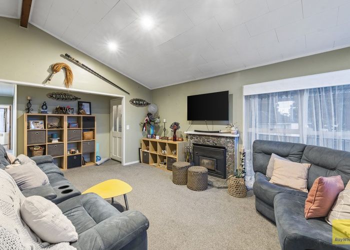  at 29 Goodwin Drive, Rosehill, Papakura