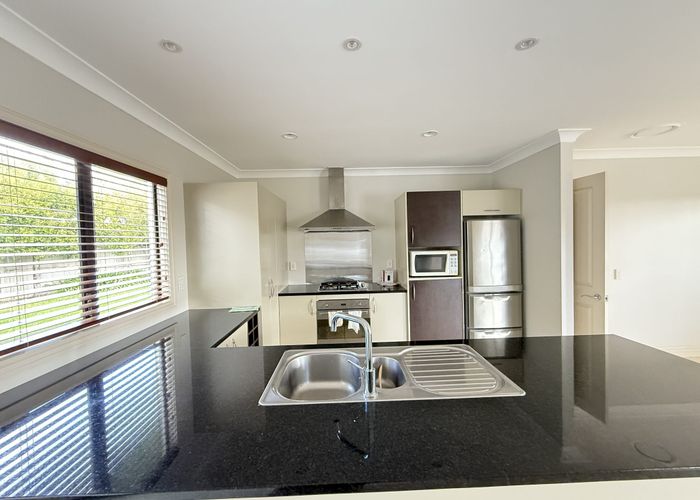  at 11 Dunvegan Rise, Dannemora, Manukau City, Auckland
