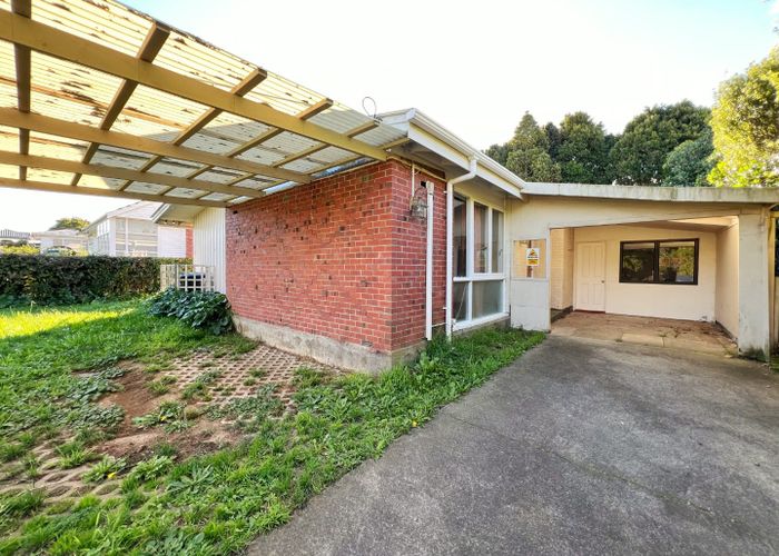 at 8 Walters Road, Mount Wellington, Auckland