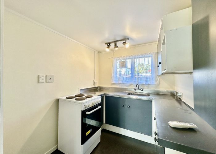  at 3A Bleakhouse Road, Mellons Bay, Manukau City, Auckland