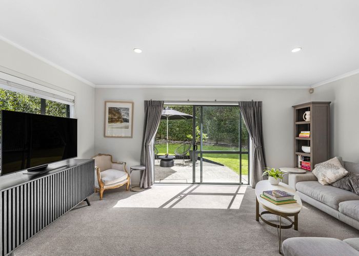  at 2/11 Panorama Road, Mount Wellington, Auckland City, Auckland