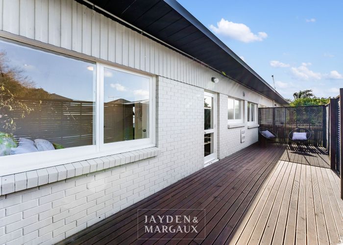  at 1/62 Abbotts Way, Remuera, Auckland