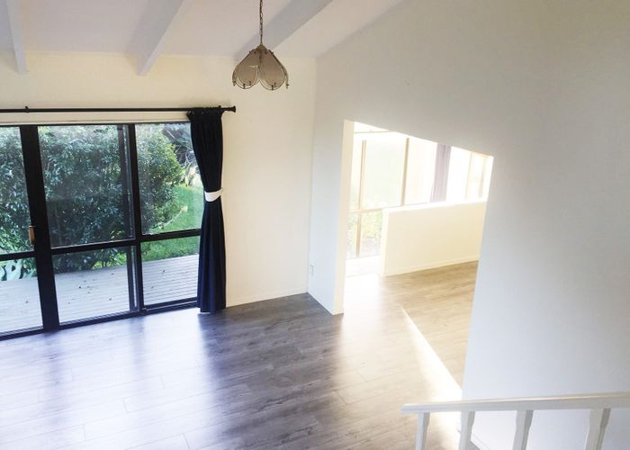  at 9 Cambric Place, Botany Downs, Manukau City, Auckland