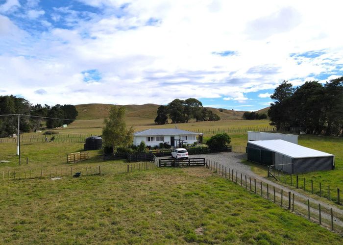  at 881 Cowper Road, Dannevirke, Tararua, Manawatu / Whanganui