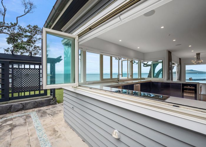  at 47 Saltburn Road, Milford, North Shore City, Auckland