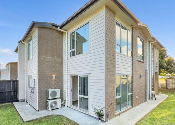  at 4/2 Princes Avenue, Mount Roskill, Auckland