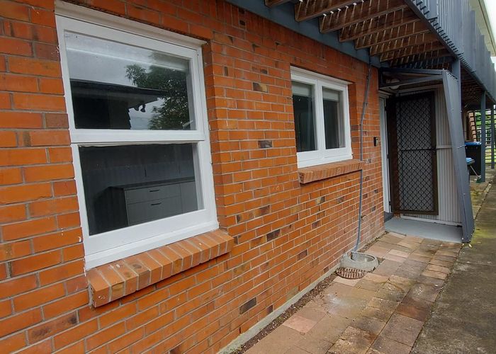  at 3/7 Wainui Ave, Point Chevalier, Auckland City, Auckland