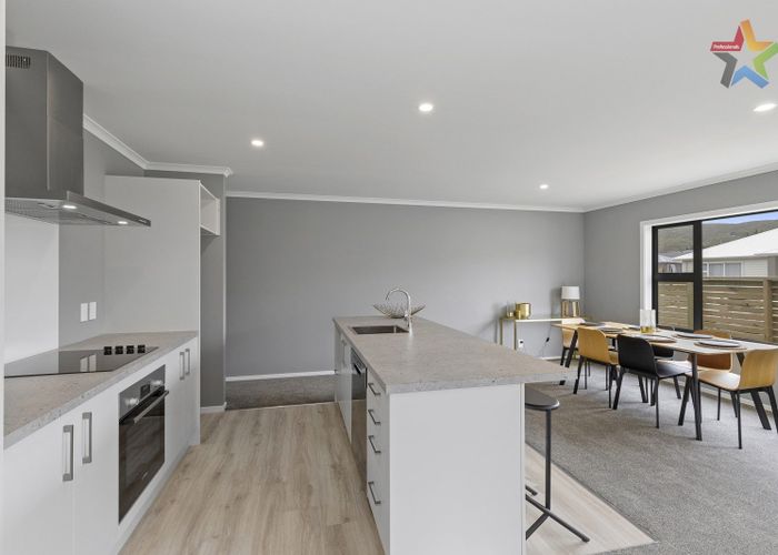  at 8 Mohua Way, Manapouri Grove, Kelson, Lower Hutt, Wellington