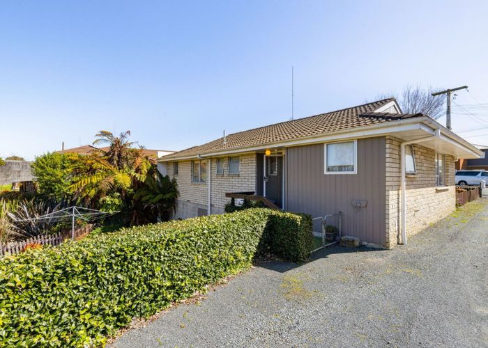  at 30 Normandy Avenue, Melville, Hamilton