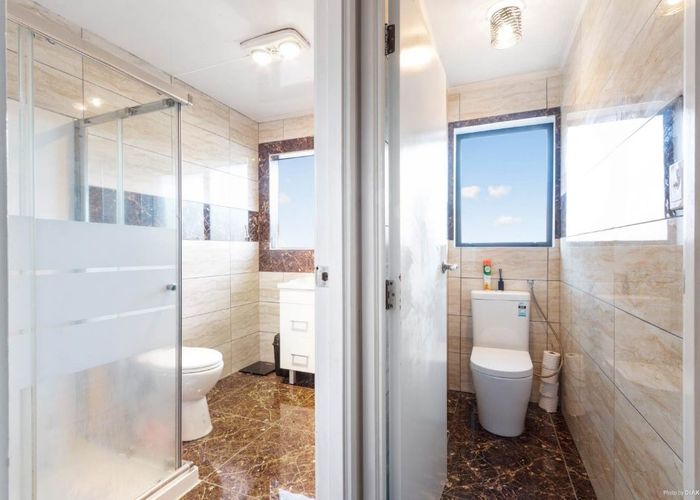  at 5 Rowandale Ave, Manurewa, Manukau City, Auckland