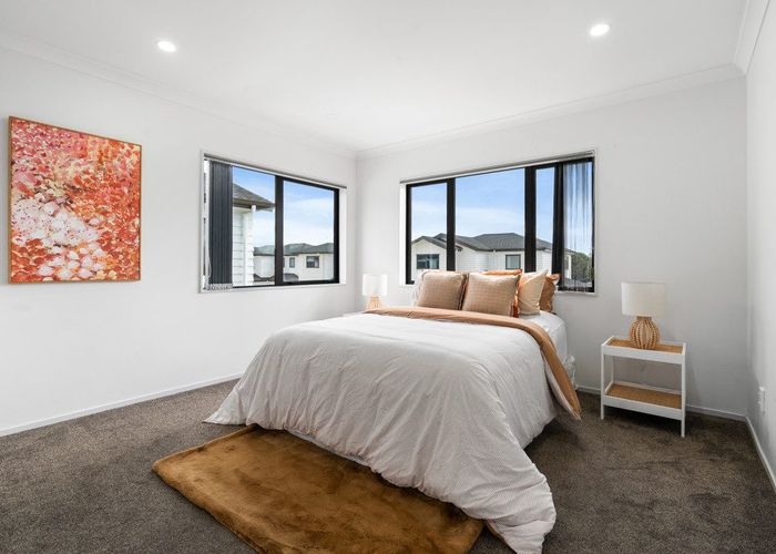  at 9 Nagra Lane, Papakura, Papakura, Auckland