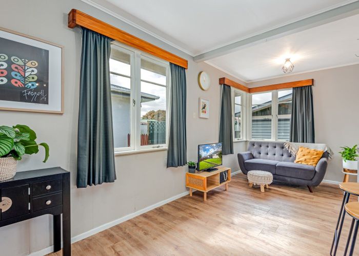  at 33 Peters Avenue, Cloverlea, Palmerston North