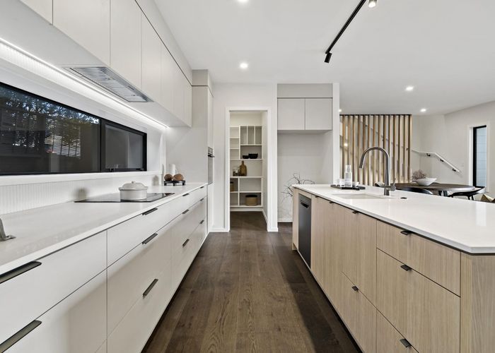  at 8,4,2 Stockade View Lane, Howick, Manukau City, Auckland