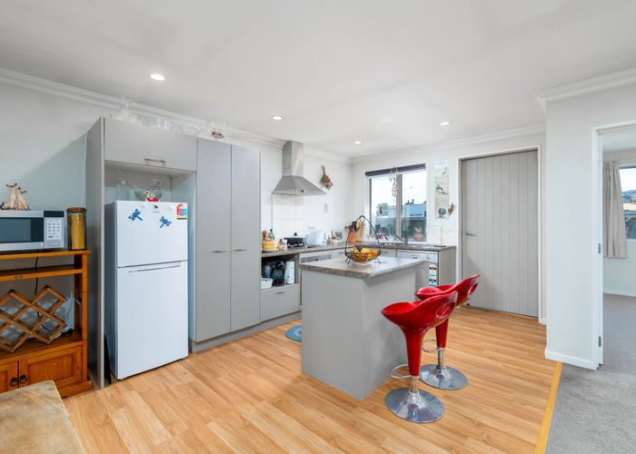  at 3/690 Ferry Road, Woolston, Christchurch