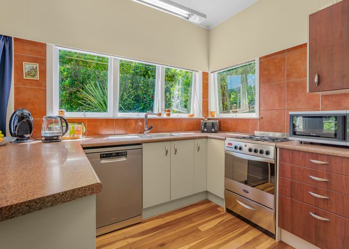  at 4 Hine Road, Wainuiomata, Lower Hutt