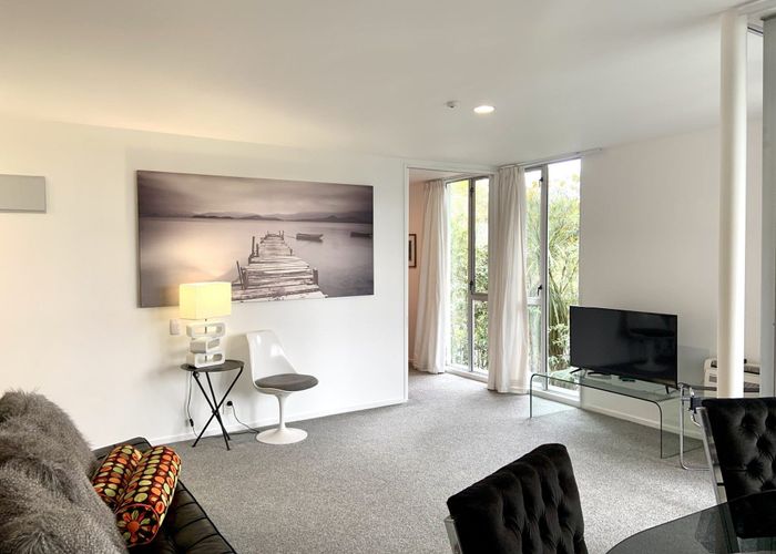  at 2/15 Peterborough Street, City Centre, Christchurch City, Canterbury