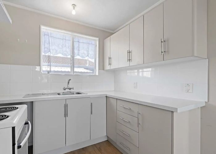  at 4/1 Rebecca Rise, Weymouth, Auckland