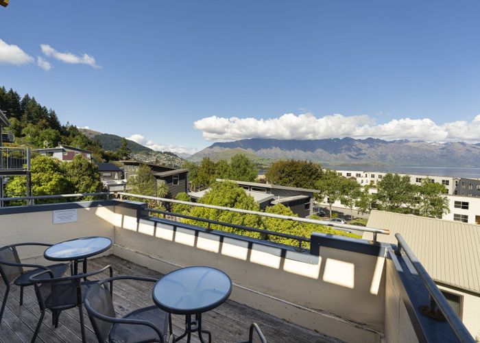  at 24 Sainsbury Road, Fernhill, Queenstown