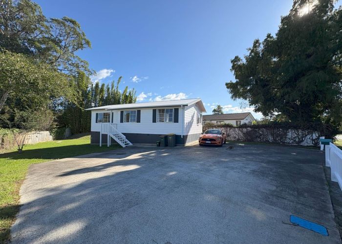  at 3 Hamblyn Place, Ranui, Waitakere City, Auckland