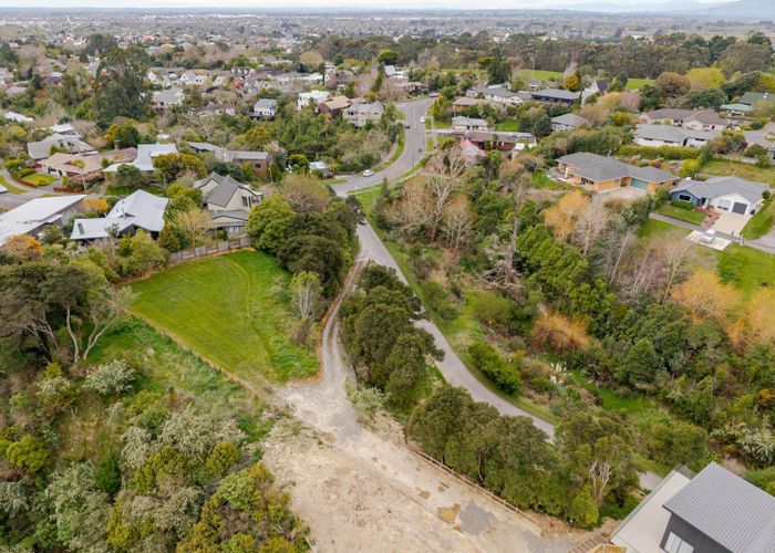  at 2 Three Paddock Lane, Fitzherbert, Palmerston North, Manawatu / Whanganui