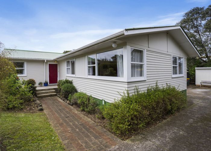  at 11 Ashcroft Avenue, Mangere Bridge, Auckland