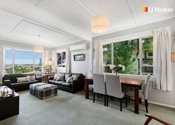  at 112 Oakwood Avenue, Balaclava, Dunedin