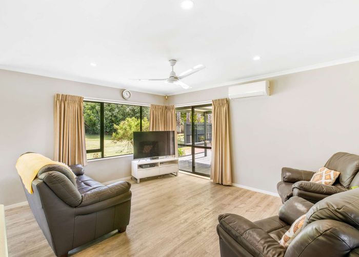  at 16 Awaroa Stream Drive, Waiuku, Waiuku