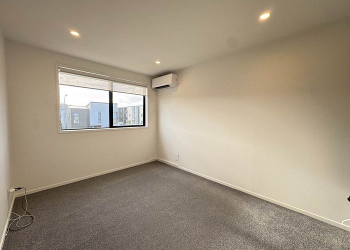  at 39 Cessna Crescent, Mangere, Manukau City, Auckland