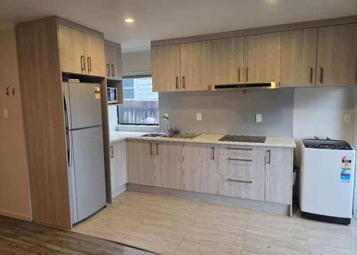  at 198B Archers Road, Glenfield, North Shore City, Auckland