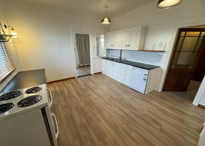  at 2/28 Woodward Road, Mount Albert, Auckland City, Auckland