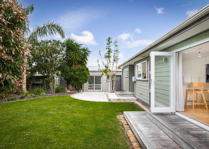  at 12 Rheingold Place, Huapai, Kumeu
