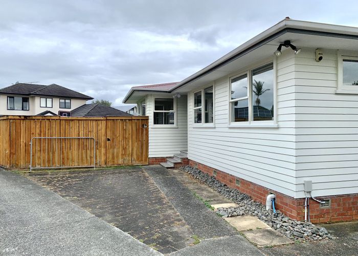  at 6 Roby Street, Te Atatu Peninsula, Auckland