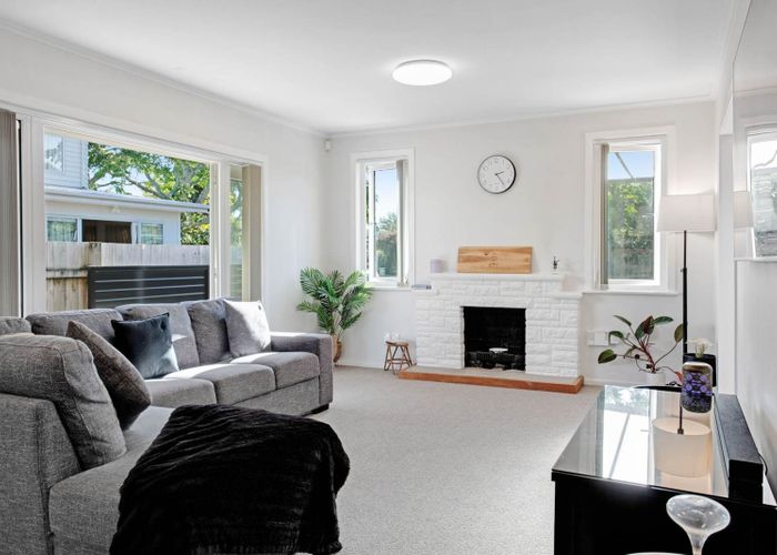  at 94 Canal Road, Avondale, Auckland City, Auckland
