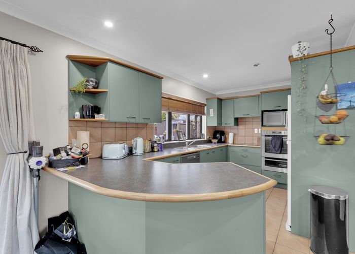  at 6 Fencourt Place, Rototuna, Hamilton, Waikato