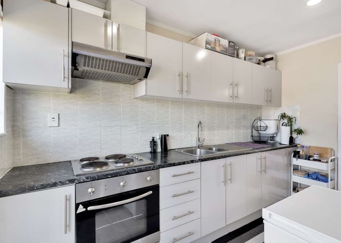  at 4/30 Park Ave, Papatoetoe, Manukau City, Auckland
