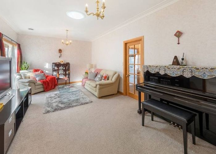 at 1 Dromora Close, Dannemora, Manukau City, Auckland