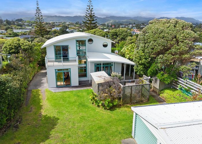  at 89 Tutere Street, Waikanae Beach, Waikanae